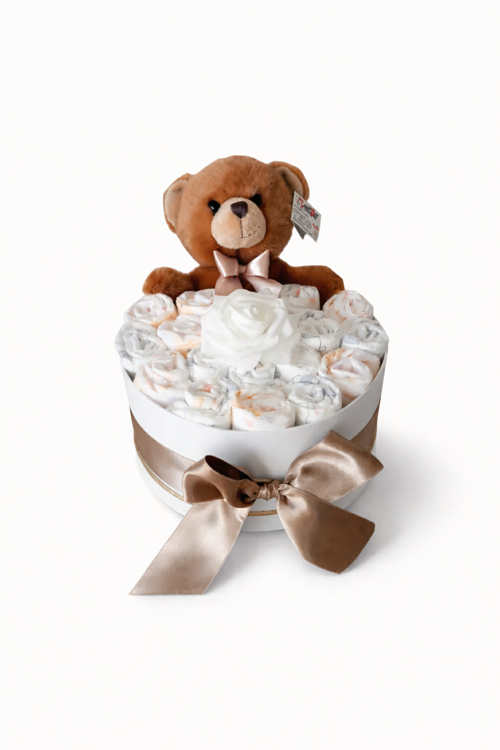 Луксозна торта от памперси с плюшено мече